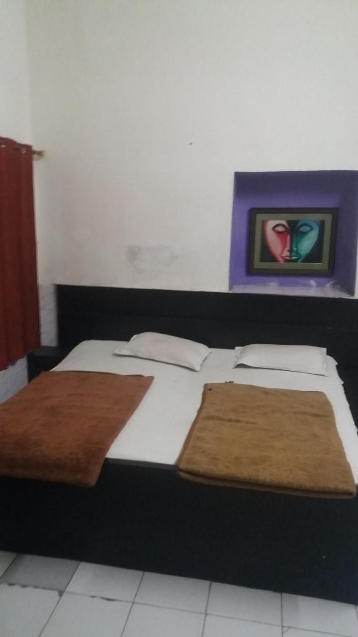 Hotel Jeet Agra  Exteriör bild